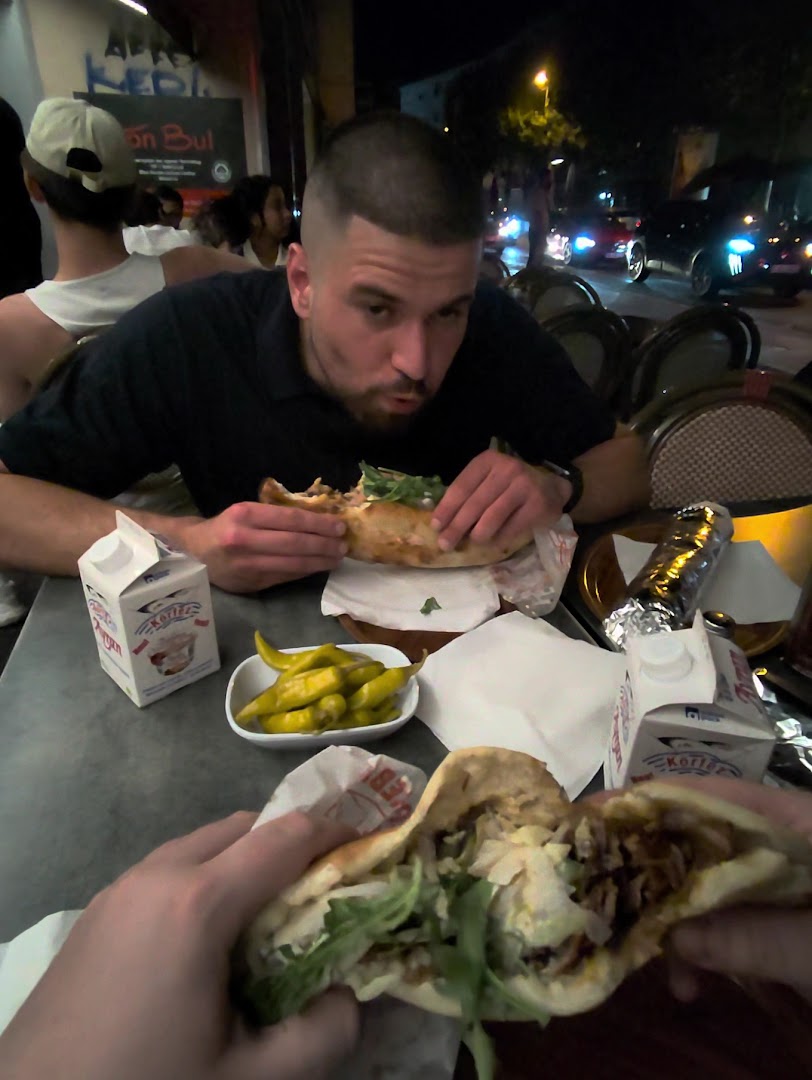 Ton Bul Grill- und Kebap-Haus · Fotos 13