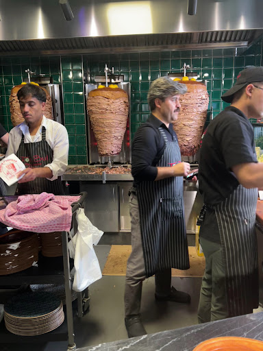 Ton Bul Grill- und Kebap-Haus · Fotos 35